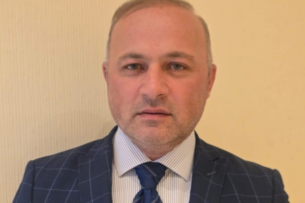 Roin Khijakadze